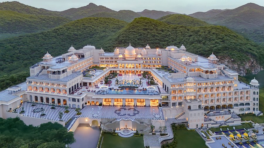 Udaipur Lake City